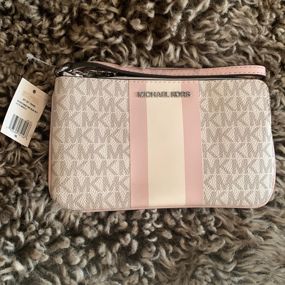 BRAND NEW never used Michael Kors Jet Set Large Wristlet